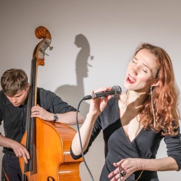 Hire Maja Jazz Band Gypsy jazz band with Encore