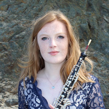 Hire Emily Stephens Oboist with Encore