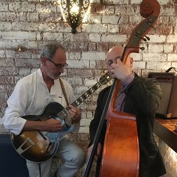Hire Neil Soutar Duo Jazz band with Encore