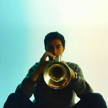 Hire Jonny Munn Baroque trumpeter with Encore