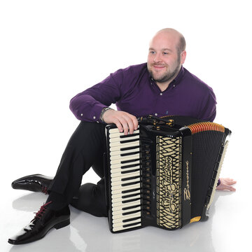 Leonard Brown and his Ceilidh Band's profile picture