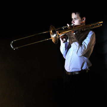 Hire George Lewis Trombonist with Encore