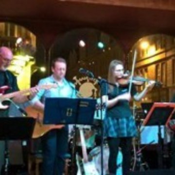 ReelBack ceilidh and Covers Band