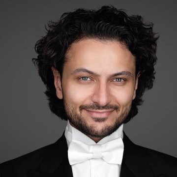 Hire Vasili Karpiak Opera singer with Encore