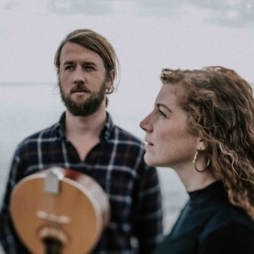 Hire Harbottle & Jonas Mumford folk band with Encore