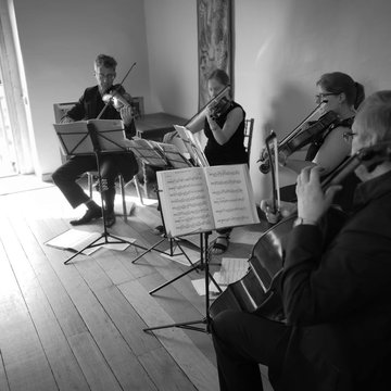 Hire Sonore String Quartet String quartet with Encore