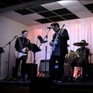 Hire The Eastcoast Rockers 50s tribute band with Encore