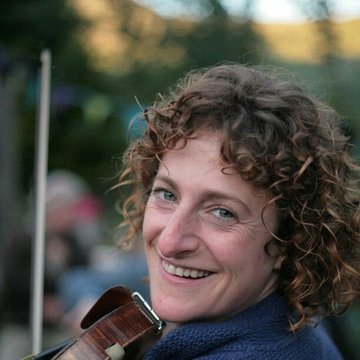 Hire Jane Lawrence Violinist with Encore