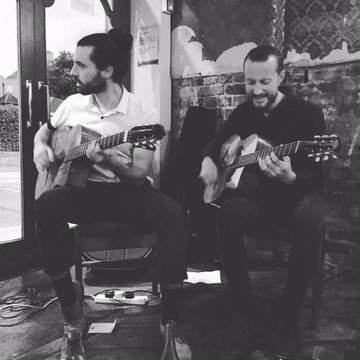 Hire Manouche Rouge Gypsy jazz band with Encore