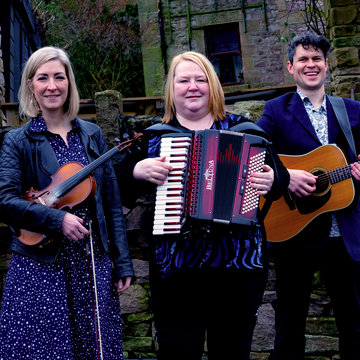 Hire Head Over Reels Folk band with Encore