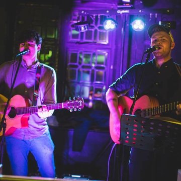 Hire James (Tom & James) Singing pianist with Encore