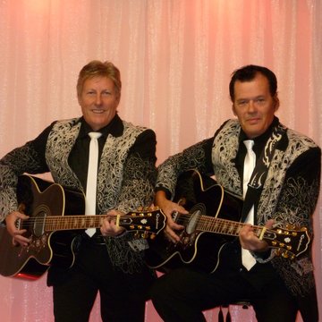 Hire True Vintage 60s tribute band with Encore