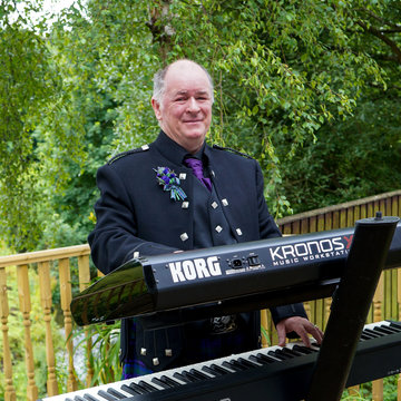 Hire Jim Higgins Pianist with Encore