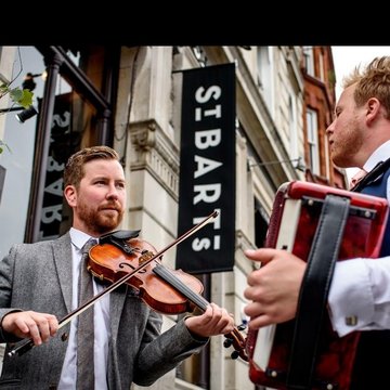 Hire Bluesocks Ceilidh band Ceilidh band with Encore