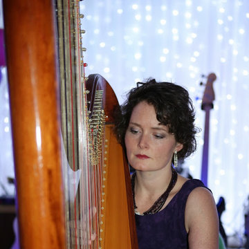 Hire Rebecca Watts Harpist with Encore