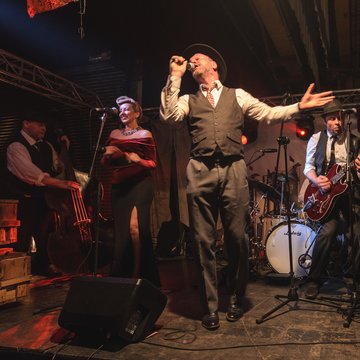 Hire St Louis Express 50s tribute band with Encore