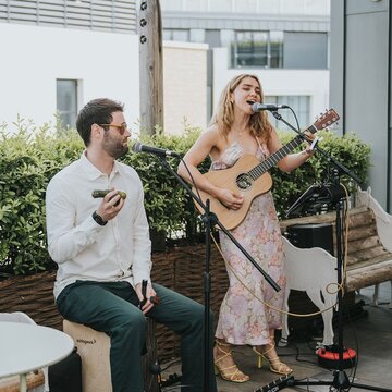 Hire Oh My Duo Acoustic duo with Encore