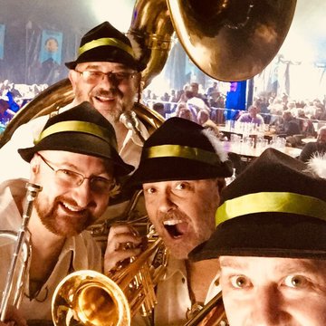 Hire LDN Brass Brigade Marching band with Encore