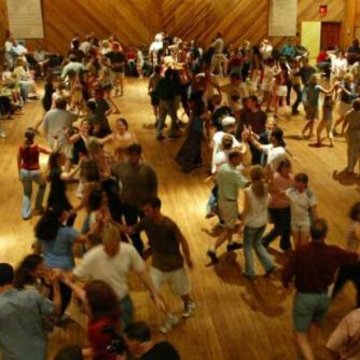 Hire Lagan Ceili Band Ceilidh band with Encore