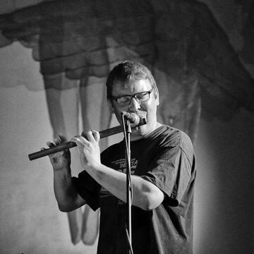 Hire Max Gittings Flautist with Encore