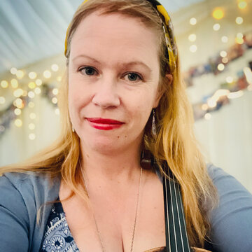 Hire Samantha Norman Violinist with Encore