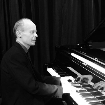 Hire Andrew Christie Pianist with Encore