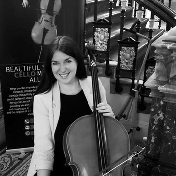 Hire Nerys Clark Cellist with Encore