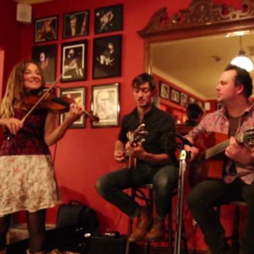 Hire Crazy Rhythm Club Gypsy jazz band with Encore