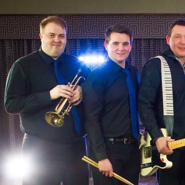 Hire Pulse Soul & Motown band with Encore