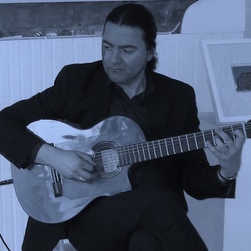 Hire Mario Kozul Classical guitarist with Encore