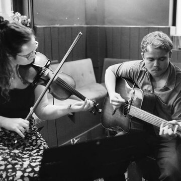 Hire Folkus Ceilidh band with Encore