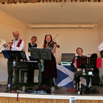 Hire Rejigged Ceilidh Band Ceilidh band with Encore