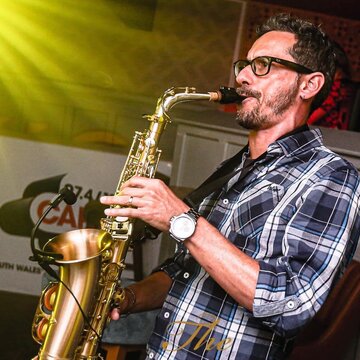 Carlo Saxophonist & DJ