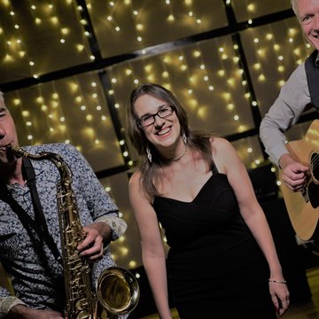 Hire Nightfall Jazz Trio / Acoustic Duo Vintage jazz band with Encore