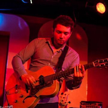 Hire Michael Parker Guitarist with Encore