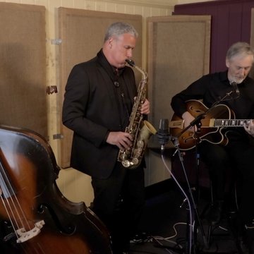 Hire Mellowtone Jazz Jazz trio with Encore