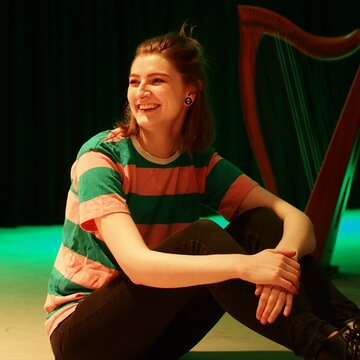 Hire Romy Wymer Celtic harpist with Encore