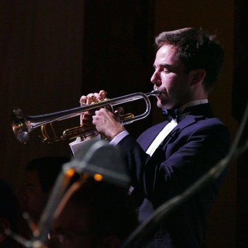 Hire Andrew Lennox Trumpeter with Encore