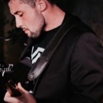 Hire Richard Bastock Guitarist with Encore