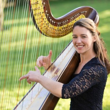 Hire Ruth Cartledge Harpist Harpist with Encore