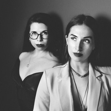 Hire KIN Pop duo with Encore