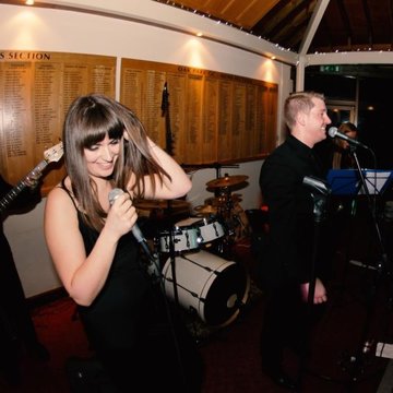 Hire Simply Motown Party band with Encore