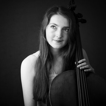 Hire Catherine Porter Cellist with Encore