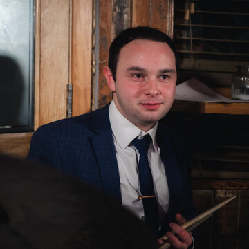 Hire Reece Downton Jazz Jazz trio with Encore