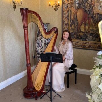 Hire Lucy Bishop Harpist with Encore