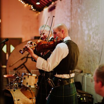Hire Cragganmore Ceilidh Band Ceilidh band with Encore