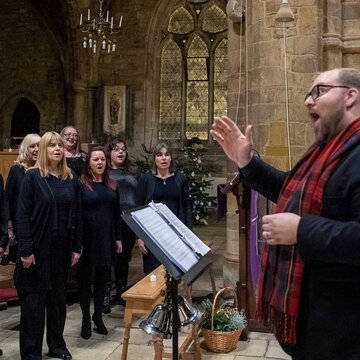 Hire The Tenor 'Joshua Daniel' Conductor with Encore