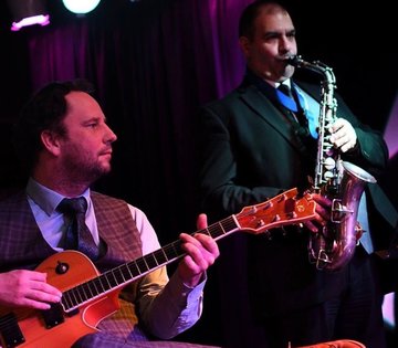 Hire Swing 21 Jazz duo with Encore