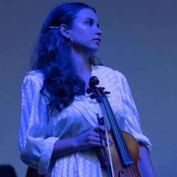 Julia - Professional violinist 's profile picture