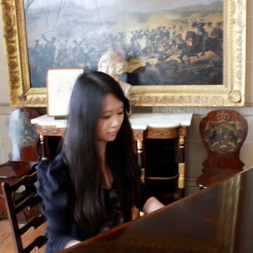 Hire Katie Harpsichordist with Encore